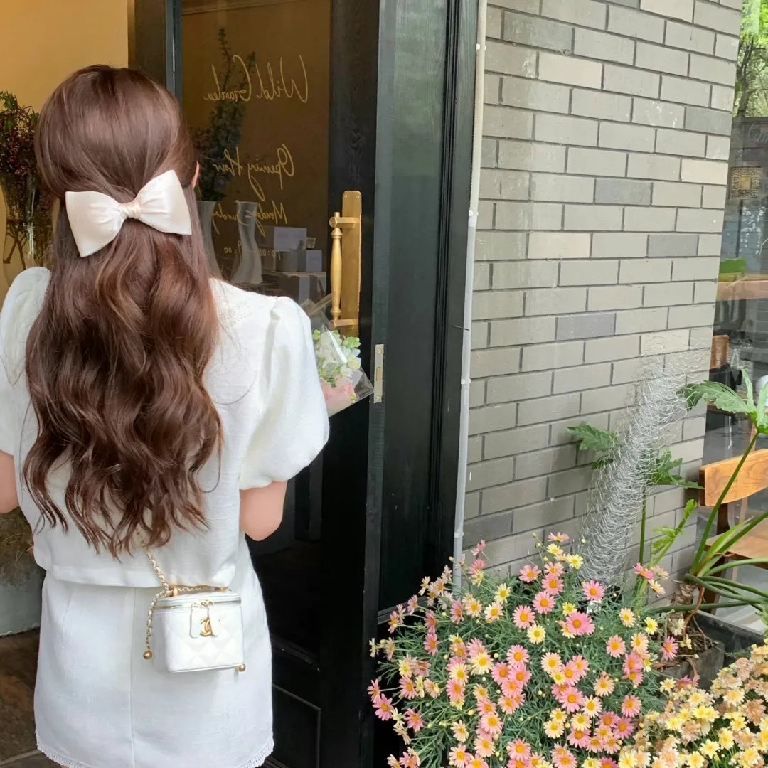 住在我身体里的那个她